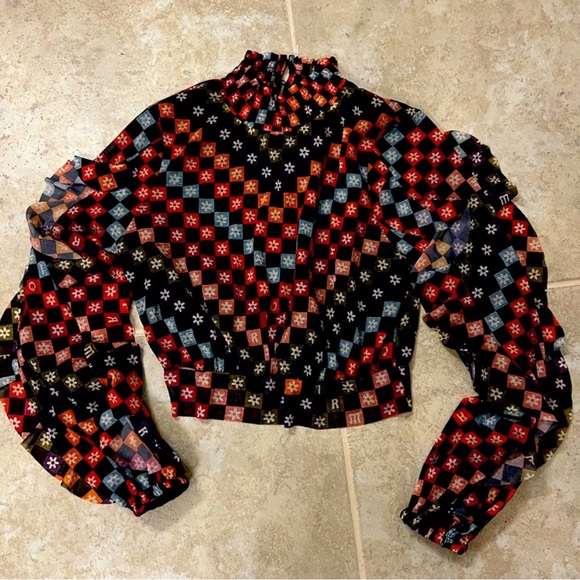 NWT Farm Rio Top Long Sleeves Blouse in Size XS - Picture 9 of 9